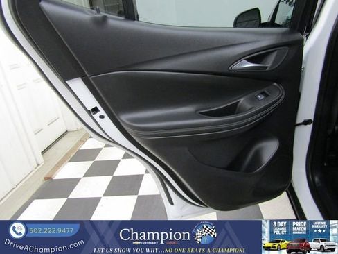 Certified 2025 Buick Encore GX Preferred AWD/4WD image 13