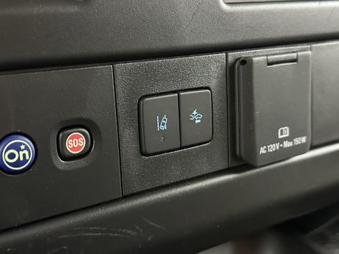 Used 2024 Chevrolet Express 3500 LT w/ LT Preferred Equipment Group image 13