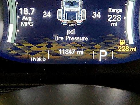 Used 2025 Jeep Wrangler Unlimited Sahara AWD/4WD image 14