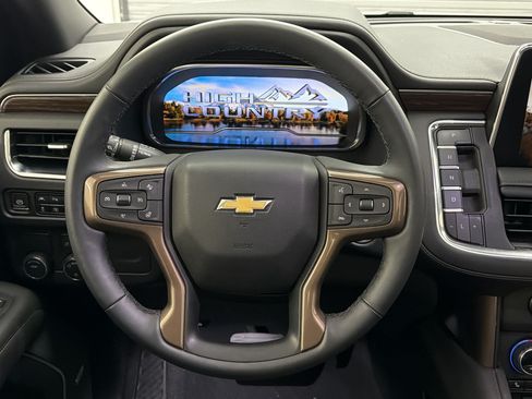 Used 2024 Chevrolet Tahoe High Country RWD image 16