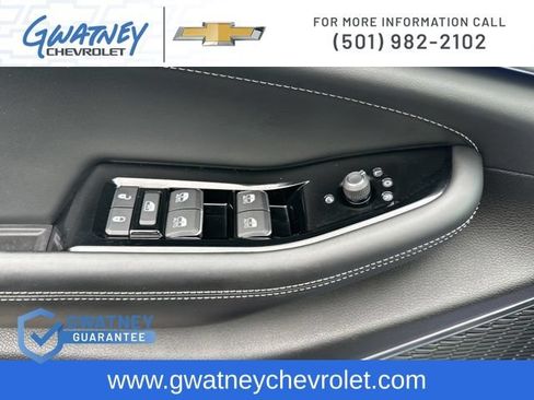 Used 2023 Jeep Grand Cherokee Overland w/ Luxury Tech Group IV AWD/4WD image 20