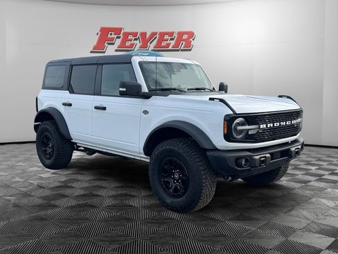 Certified 2023 Ford Bronco Wildtrak image 7