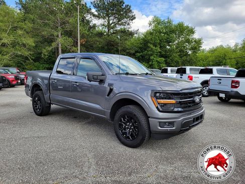 Certified 2025 Ford F150 XLT w/ Equipment Group 302A MID AWD/4WD image 9