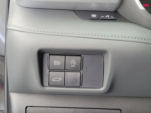 Used 2026 Toyota Highlander XLE AWD/4WD image 33