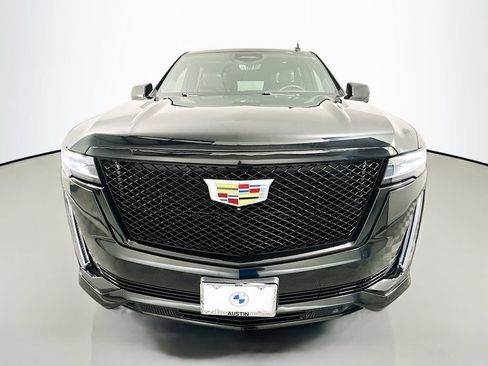 Used 2022 Cadillac Escalade ESV Sport Platinum AWD/4WD image 2