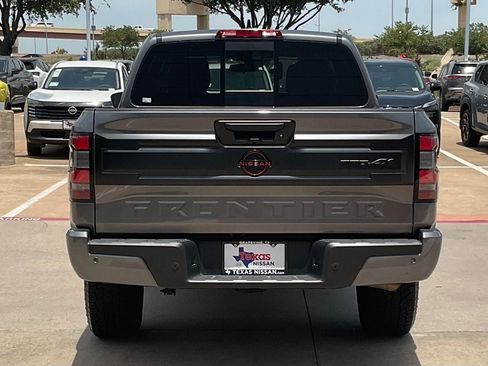 Used 2026 Nissan Frontier PRO-4X AWD/4WD image 6