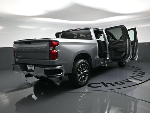 Used 2024 Chevrolet Silverado 1500 LT AWD/4WD image 29