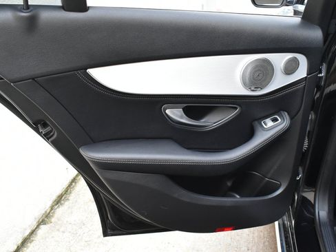 Used 2016 Mercedes-Benz C 300 4MATIC Sedan image 18