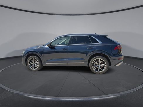 Used 2025 Audi Q8 Premium AWD/4WD image 6