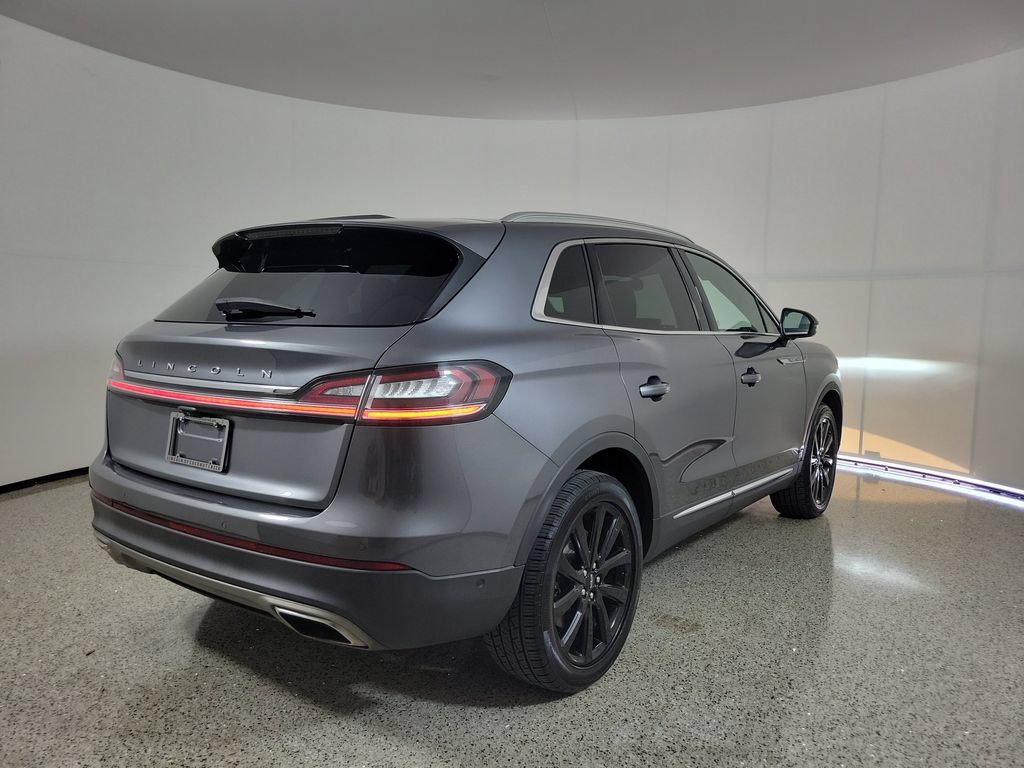 Certified 2022 Lincoln Nautilus Reserve AWD/4WD image 4