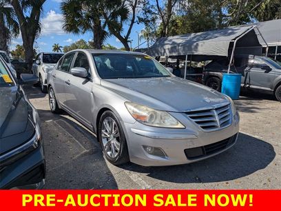 Used 2010 Hyundai Genesis 4.6 w/ Technology Pkg 5