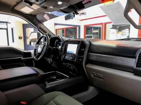 Used 2020 Ford F350 XLT w/ XLT Value Package AWD/4WD image 12