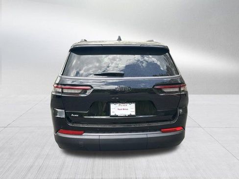 New 2026 Jeep Grand Cherokee L Limited RWD image 6