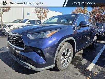 Used 2023 Toyota Highlander XLE