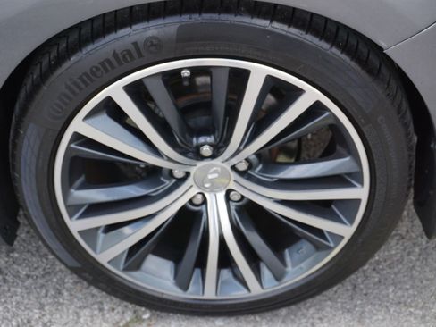 Used 2018 INFINITI Q60 3.0t Luxe RWD image 12