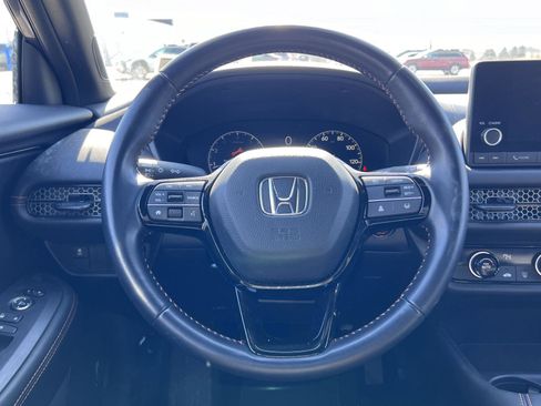 Used 2025 Honda HR-V Sport image 5