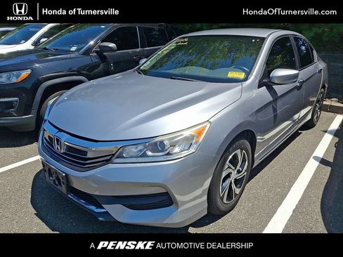 Certified 2017 Honda Accord LX image 1