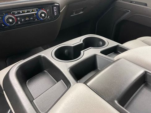 Used 2025 Chevrolet Silverado 1500 LT AWD/4WD image 28