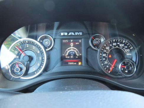 Used 2022 RAM 1500 Big Horn RWD image 37