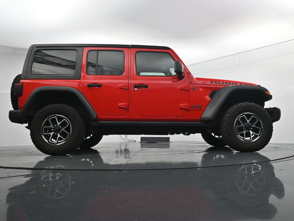 Used 2024 Jeep Wrangler Unlimited Rubicon AWD/4WD image 43