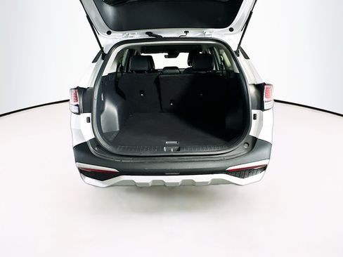 Used 2025 Kia Sportage EX FWD image 30