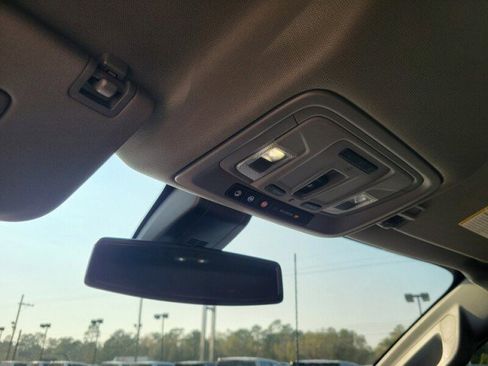 Used 2022 GMC Sierra 2500 Denali image 22