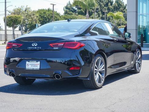 Used 2022 INFINITI Q60 3.0t Luxe w/ Essential Package RWD image 4