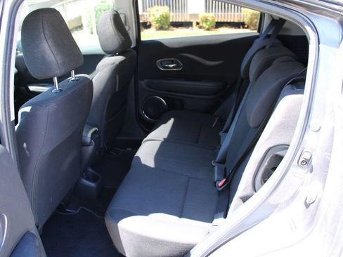 Used 2017 Honda HR-V EX image 30