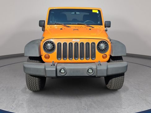 Used 2013 Jeep Wrangler Sport AWD/4WD image 4