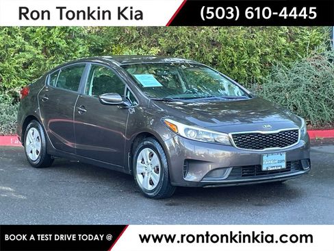 Used 2018 Kia Forte LX image 1