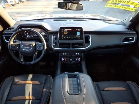 Used 2023 GMC Yukon AT4 w/ LPO, Floor Liner Package image 19