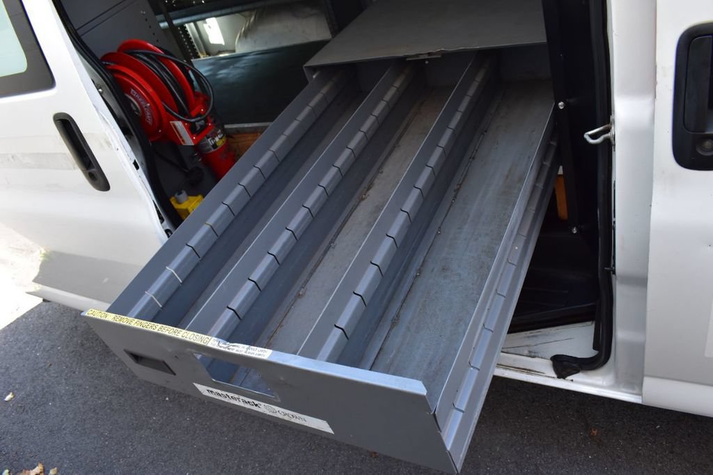 Used 2014 Chevrolet Express 2500 RWD image 20