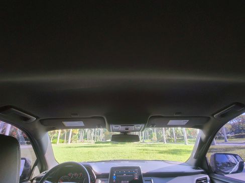 Used 2021 Chevrolet Tahoe RST RWD image 23