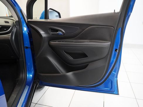 Used 2018 Buick Encore Preferred image 24