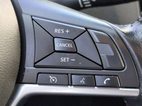 Used 2020 Nissan Rogue SV image 26