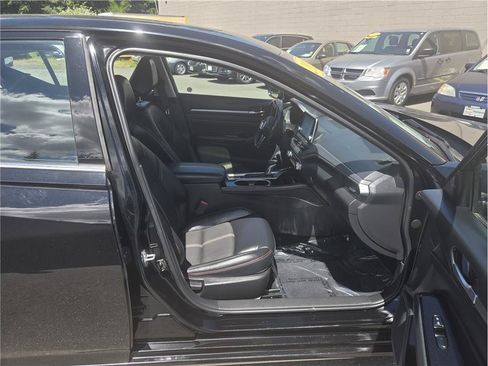 Used 2023 Nissan Altima 2.5 SR AWD/4WD image 23
