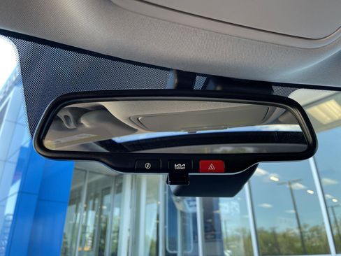 Used 2025 Kia Soul GT-Line FWD image 23