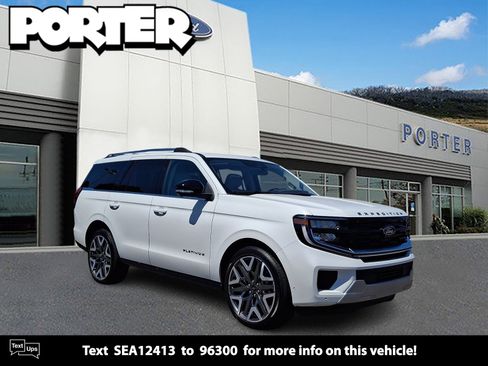 Certified 2025 Ford Expedition Platinum w/ Platinum Ultimate Package AWD/4WD image 1