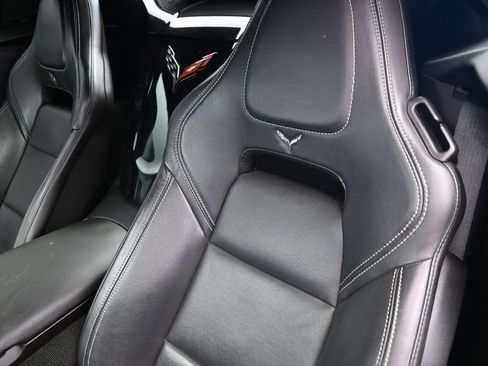 Used 2019 Chevrolet Corvette Z06 RWD image 16