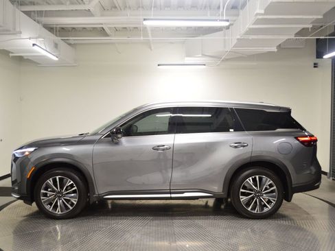 Certified 2026 INFINITI QX60 Luxe w/ Cargo Package AWD/4WD image 2