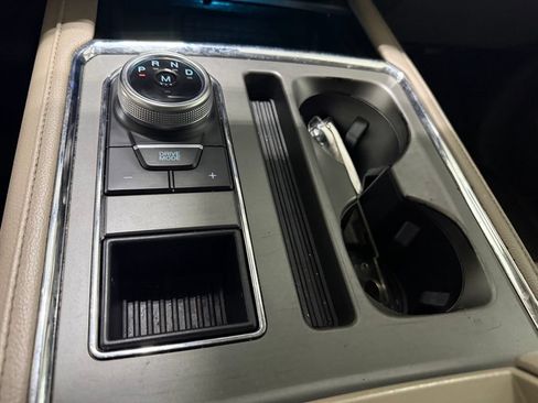 Used 2021 Ford Expedition Max XLT RWD image 5
