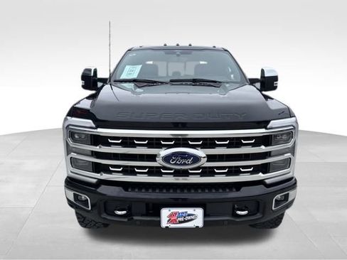 Used 2024 Ford F350 Platinum w/ Tremor Off-Road Package image 10