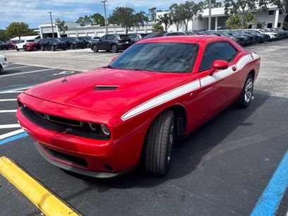 Used 2016 Dodge Challenger SXT