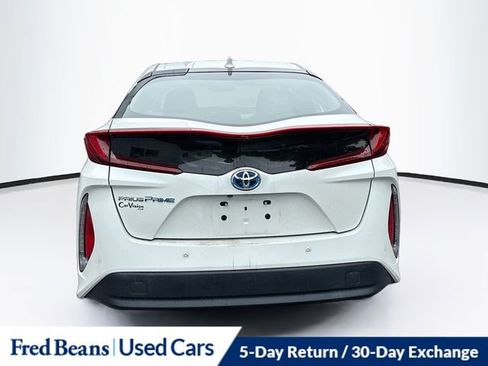Used 2017 Toyota Prius Prime Advanced FWD image 7