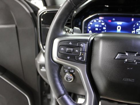 Used 2024 Chevrolet Silverado 1500 LT Trail Boss w/ Convenience Package II AWD/4WD image 39