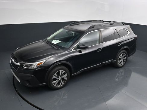 Used 2020 Subaru Outback Limited AWD/4WD image 12