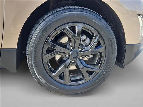 Used 2019 Chevrolet Equinox LT image 23