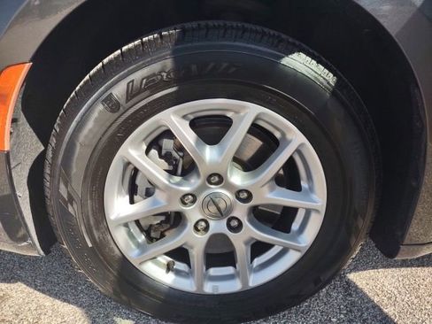 Used 2022 Chrysler Pacifica Touring-L FWD image 30