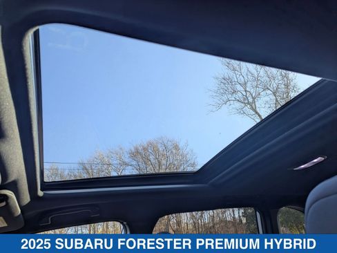 Certified 2025 Subaru Forester Premium image 28