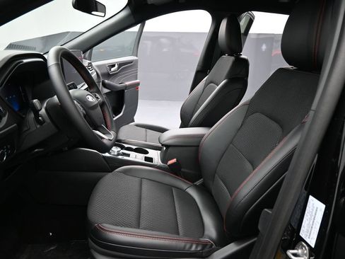 New 2025 Ford Escape ST-Line w/ Tech Pack #1 image 9